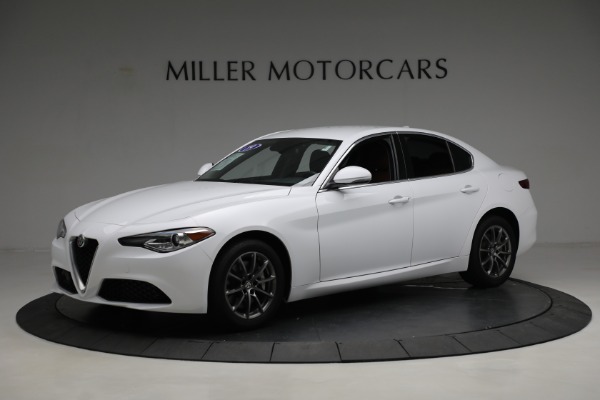 Used 2019 Alfa Romeo Giulia for sale $27,900 at Pagani of Greenwich in Greenwich CT 06830 2