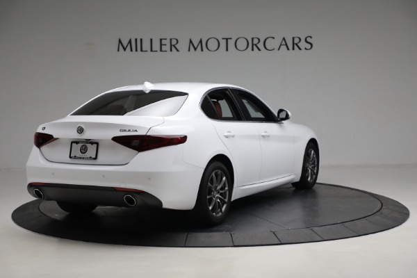 Used 2019 Alfa Romeo Giulia for sale $27,900 at Pagani of Greenwich in Greenwich CT 06830 7