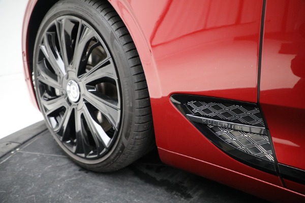 Used 2022 Bentley Continental Mulliner for sale $269,800 at Pagani of Greenwich in Greenwich CT 06830 17