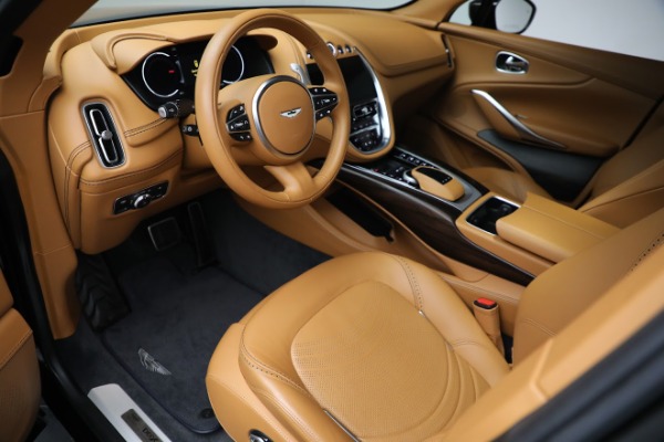 Used 2022 Aston Martin DBX for sale $169,900 at Pagani of Greenwich in Greenwich CT 06830 13