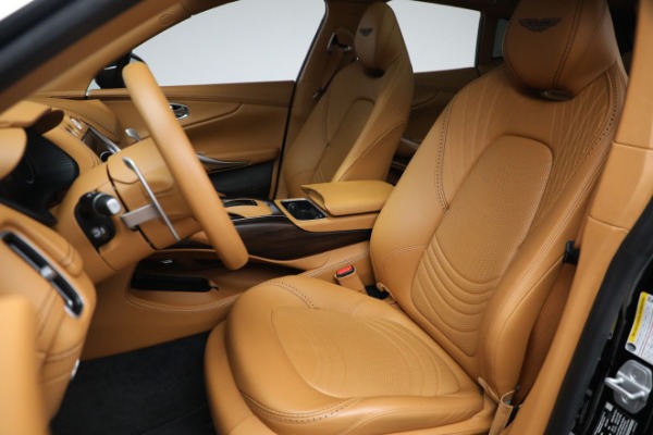 Used 2022 Aston Martin DBX for sale $169,900 at Pagani of Greenwich in Greenwich CT 06830 15