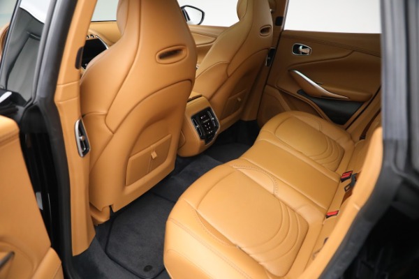 Used 2022 Aston Martin DBX for sale $169,900 at Pagani of Greenwich in Greenwich CT 06830 21