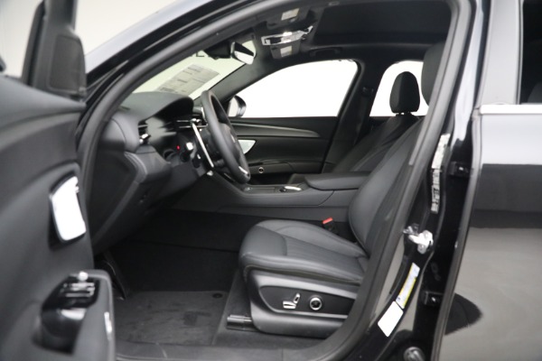 New 2023 Maserati Grecale GT for sale $70,347 at Pagani of Greenwich in Greenwich CT 06830 14