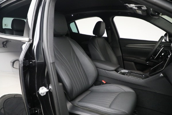 New 2023 Maserati Grecale GT for sale $70,347 at Pagani of Greenwich in Greenwich CT 06830 18