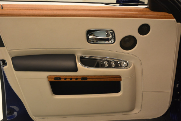 Used 2016 ROLLS-ROYCE GHOST SERIES II for sale Sold at Pagani of Greenwich in Greenwich CT 06830 20