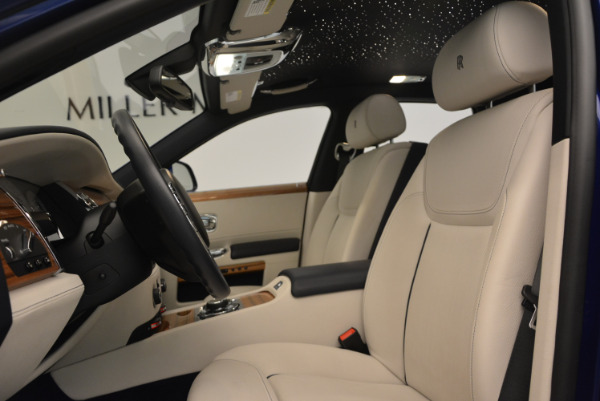 Used 2016 ROLLS-ROYCE GHOST SERIES II for sale Sold at Pagani of Greenwich in Greenwich CT 06830 21