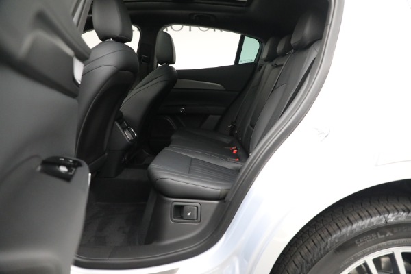New 2023 Maserati Grecale GT for sale $70,197 at Pagani of Greenwich in Greenwich CT 06830 16
