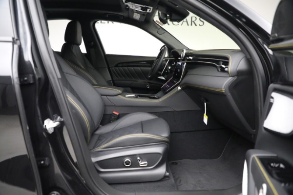 New 2023 Maserati Grecale Modena for sale $86,457 at Pagani of Greenwich in Greenwich CT 06830 14