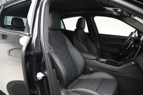 New 2023 Maserati Grecale Modena for sale $86,457 at Pagani of Greenwich in Greenwich CT 06830 17