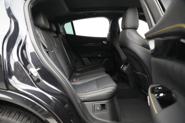 New 2023 Maserati Grecale Modena for sale $86,457 at Pagani of Greenwich in Greenwich CT 06830 18