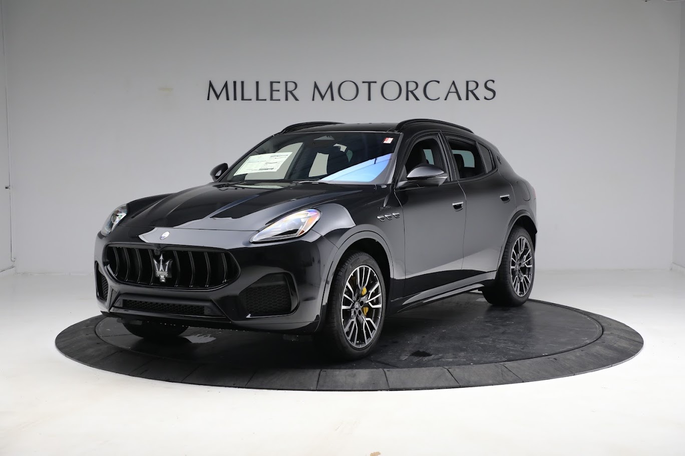 New 2023 Maserati Grecale Modena for sale $86,457 at Pagani of Greenwich in Greenwich CT 06830 1