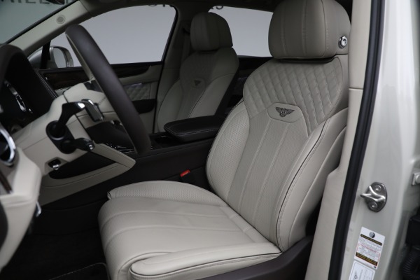 Used 2022 Bentley Bentayga V8 for sale $205,900 at Pagani of Greenwich in Greenwich CT 06830 21