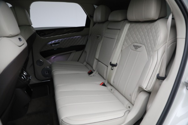 Used 2022 Bentley Bentayga V8 for sale $205,900 at Pagani of Greenwich in Greenwich CT 06830 24