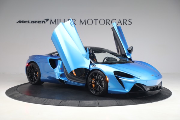 New 2023 McLaren Artura TechLux for sale Sold at Pagani of Greenwich in Greenwich CT 06830 18