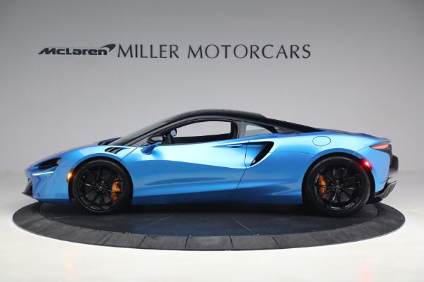 Used 2023 McLaren Artura TechLux for sale Call for price at Pagani of Greenwich in Greenwich CT 06830 3