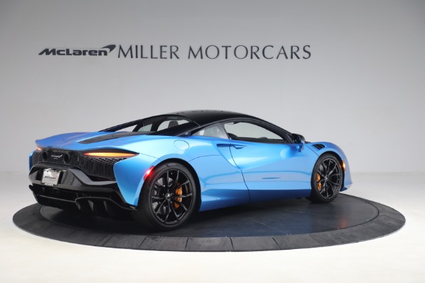 New 2023 McLaren Artura TechLux for sale $287,475 at Pagani of Greenwich in Greenwich CT 06830 8