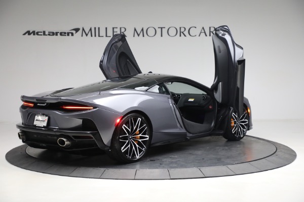 New 2023 McLaren GT for sale $216,098 at Pagani of Greenwich in Greenwich CT 06830 15