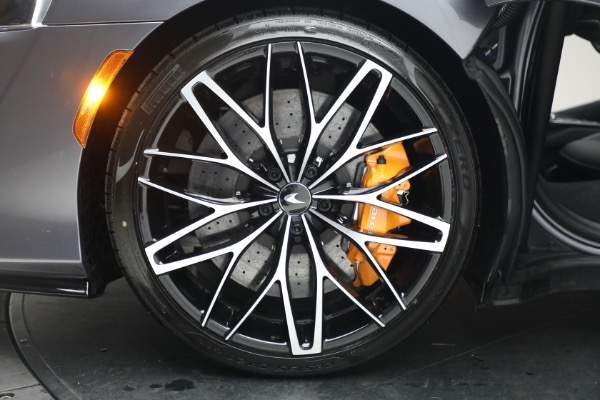 New 2023 McLaren GT for sale $216,098 at Pagani of Greenwich in Greenwich CT 06830 18