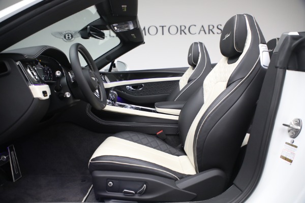 Used 2022 Bentley Continental GTC Speed for sale $298,900 at Pagani of Greenwich in Greenwich CT 06830 26