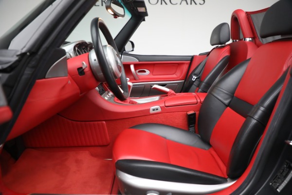 Used 2002 BMW Z8 for sale $229,900 at Pagani of Greenwich in Greenwich CT 06830 27
