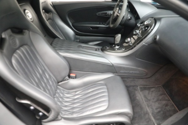 Used 2012 Bugatti Veyron 16.4 Super Sport for sale $3,350,000 at Pagani of Greenwich in Greenwich CT 06830 21
