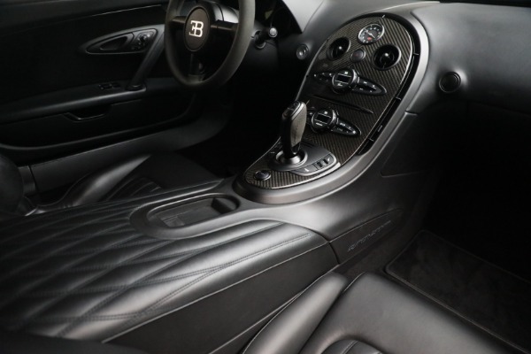 Used 2012 Bugatti Veyron 16.4 Super Sport for sale $3,350,000 at Pagani of Greenwich in Greenwich CT 06830 25