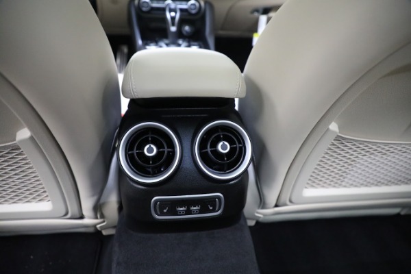New 2023 Alfa Romeo Giulia Ti Lusso for sale $50,370 at Pagani of Greenwich in Greenwich CT 06830 25