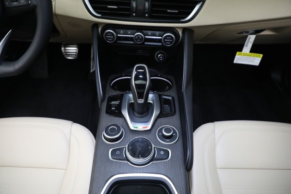 New 2023 Alfa Romeo Giulia Ti Lusso for sale $50,370 at Pagani of Greenwich in Greenwich CT 06830 26