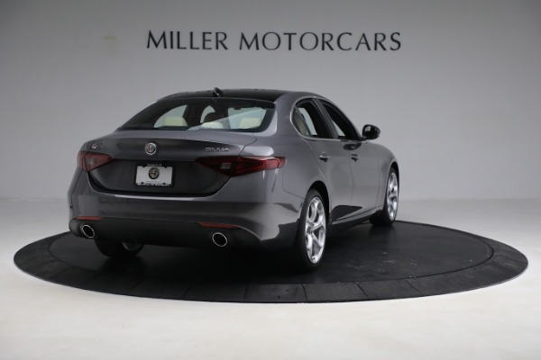 New 2023 Alfa Romeo Giulia Ti Lusso for sale $50,370 at Pagani of Greenwich in Greenwich CT 06830 7
