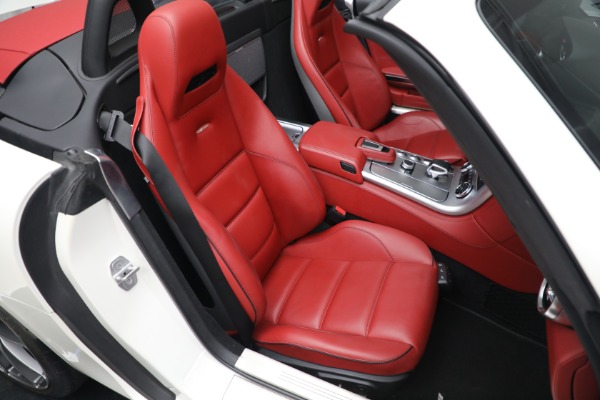 Used 2012 Mercedes-Benz SLS AMG for sale $149,900 at Pagani of Greenwich in Greenwich CT 06830 24