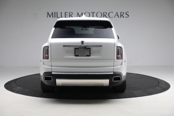 Used 2022 Rolls-Royce Cullinan for sale $335,900 at Pagani of Greenwich in Greenwich CT 06830 10