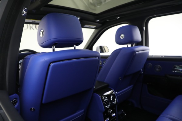 Used 2022 Rolls-Royce Cullinan for sale $335,900 at Pagani of Greenwich in Greenwich CT 06830 19