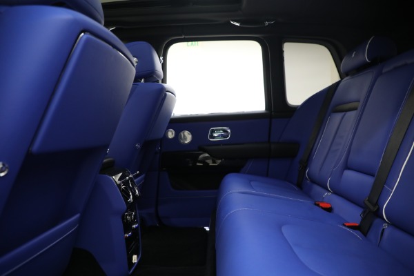 Used 2022 Rolls-Royce Cullinan for sale $359,900 at Pagani of Greenwich in Greenwich CT 06830 22