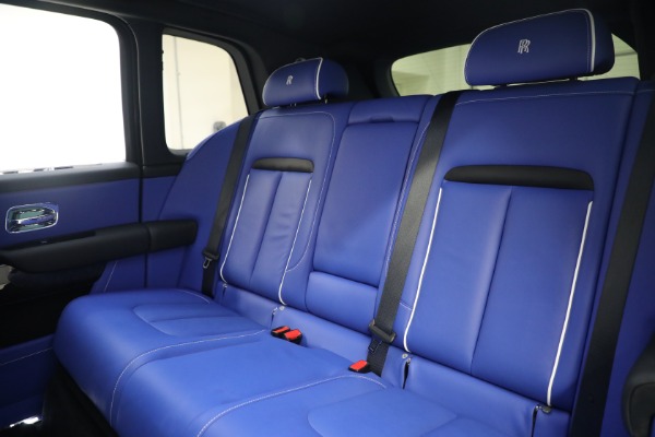 Used 2022 Rolls-Royce Cullinan for sale $335,900 at Pagani of Greenwich in Greenwich CT 06830 23