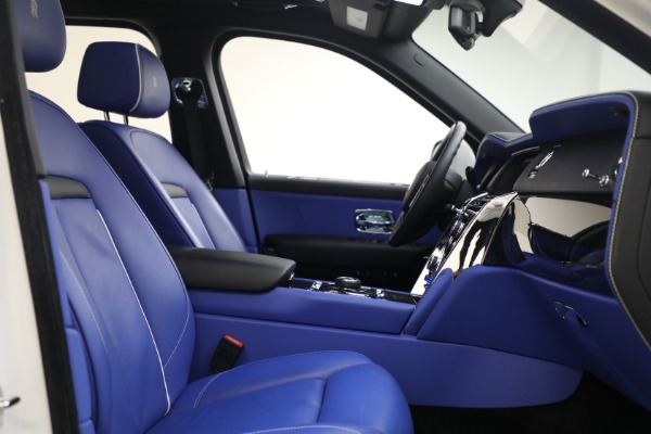 Used 2022 Rolls-Royce Cullinan for sale $335,900 at Pagani of Greenwich in Greenwich CT 06830 28