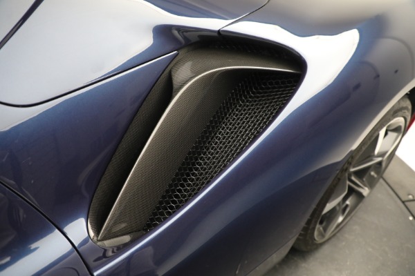 Used 2022 Ferrari SF90 Spider for sale $879,900 at Pagani of Greenwich in Greenwich CT 06830 28