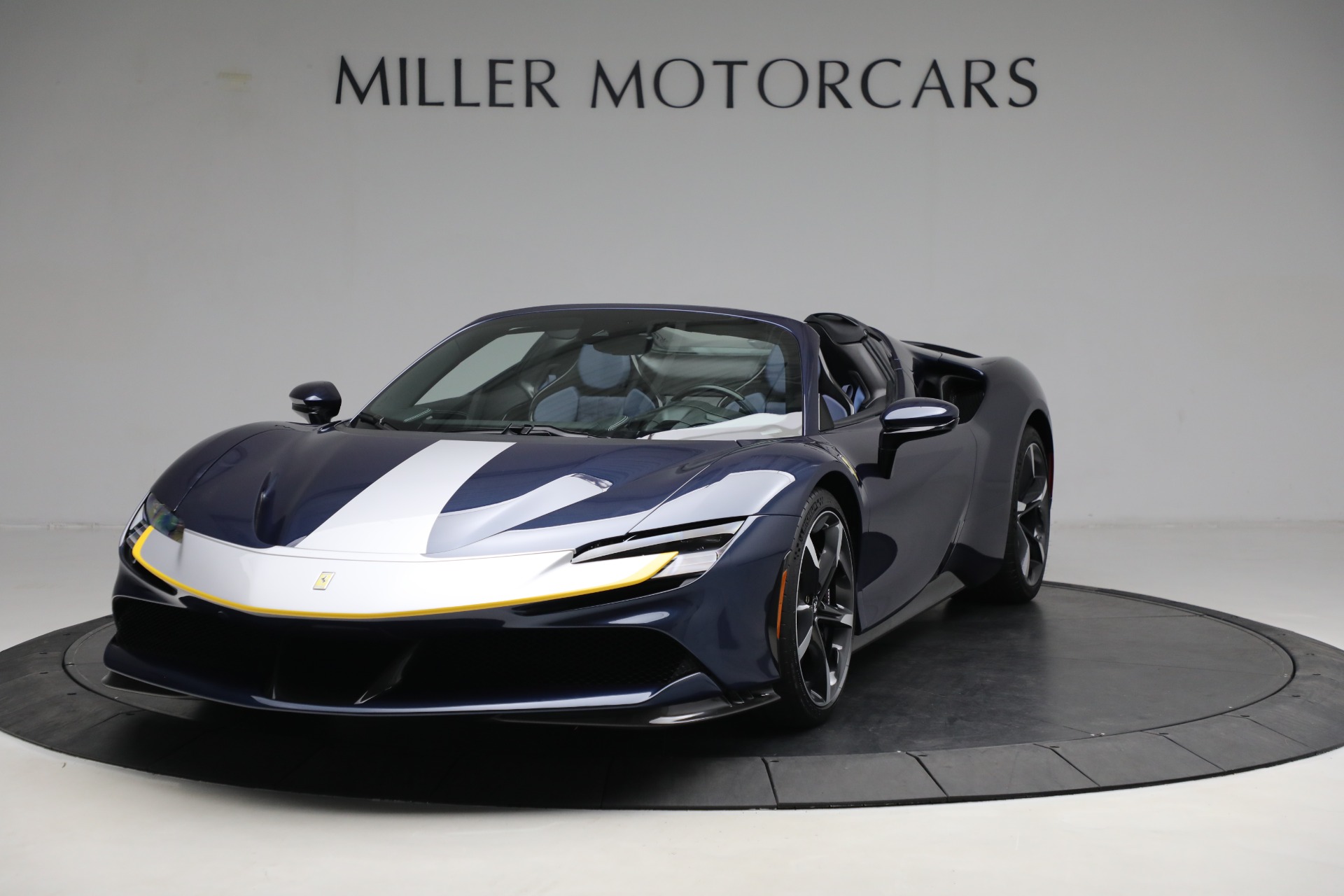 Used 2022 Ferrari SF90 Spider for sale $879,900 at Pagani of Greenwich in Greenwich CT 06830 1