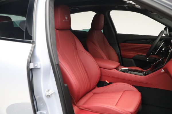 New 2023 Maserati Grecale Modena for sale $90,197 at Pagani of Greenwich in Greenwich CT 06830 19