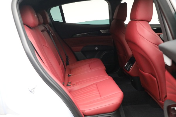 New 2023 Maserati Grecale Modena for sale $90,197 at Pagani of Greenwich in Greenwich CT 06830 21
