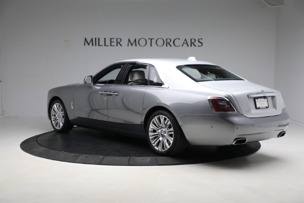Used 2022 Rolls-Royce Ghost for sale $365,900 at Pagani of Greenwich in Greenwich CT 06830 8