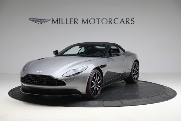 Used 2019 Aston Martin DB11 Volante for sale $139,900 at Pagani of Greenwich in Greenwich CT 06830 13