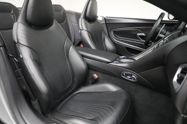 Used 2019 Aston Martin DB11 Volante for sale $139,900 at Pagani of Greenwich in Greenwich CT 06830 26