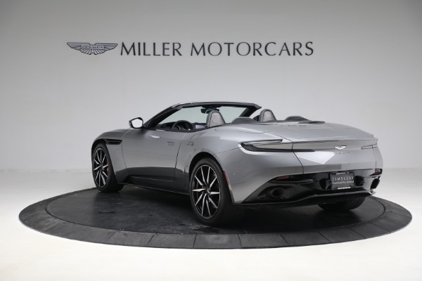 Used 2019 Aston Martin DB11 Volante for sale $139,900 at Pagani of Greenwich in Greenwich CT 06830 4