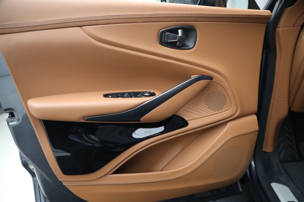 Used 2023 Aston Martin DBX 707 for sale $219,900 at Pagani of Greenwich in Greenwich CT 06830 16