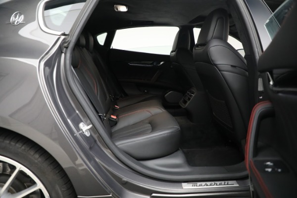 Used 2020 Maserati Quattroporte S Q4 GranSport for sale $61,900 at Pagani of Greenwich in Greenwich CT 06830 21