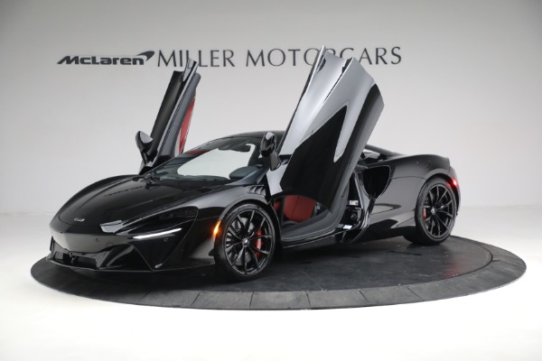 New 2023 McLaren Artura TechLux for sale $274,210 at Pagani of Greenwich in Greenwich CT 06830 13