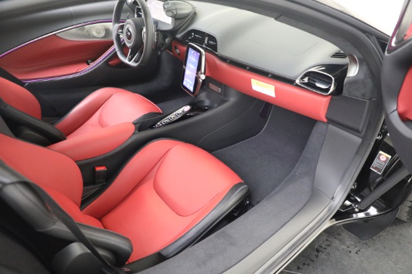 New 2023 McLaren Artura TechLux for sale $274,210 at Pagani of Greenwich in Greenwich CT 06830 20