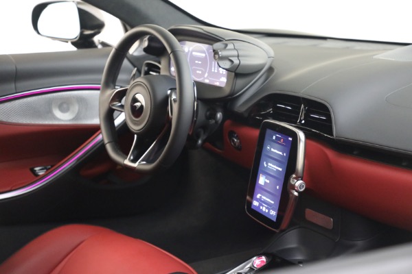 New 2023 McLaren Artura TechLux for sale $274,210 at Pagani of Greenwich in Greenwich CT 06830 25