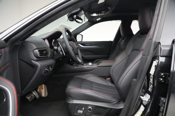 New 2023 Maserati Levante Modena for sale $120,075 at Pagani of Greenwich in Greenwich CT 06830 13