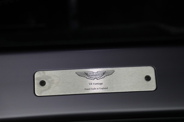 Used 2009 Aston Martin V8 Vantage Roadster for sale Sold at Pagani of Greenwich in Greenwich CT 06830 27